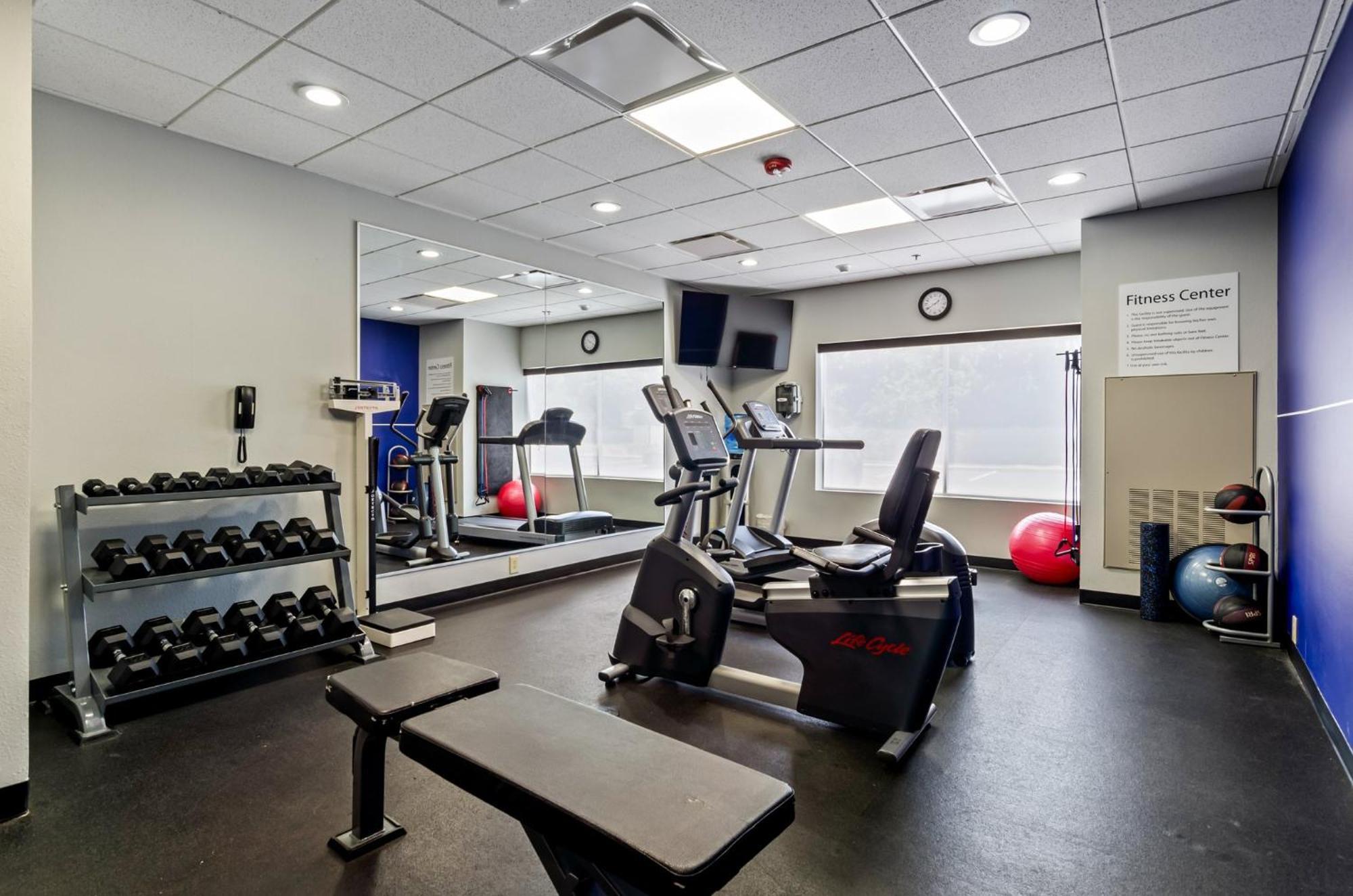 Holiday Inn Express & Suites Wytheville By Ihg Eksteriør billede