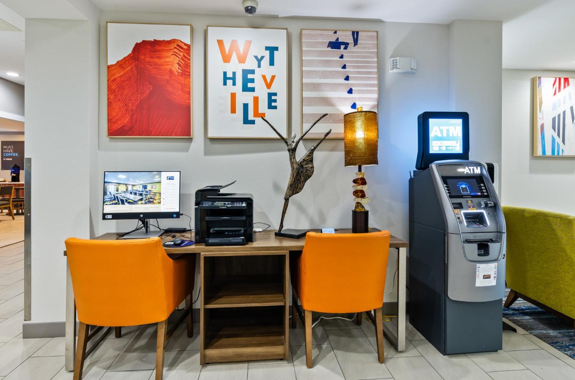 Holiday Inn Express & Suites Wytheville By Ihg Eksteriør billede
