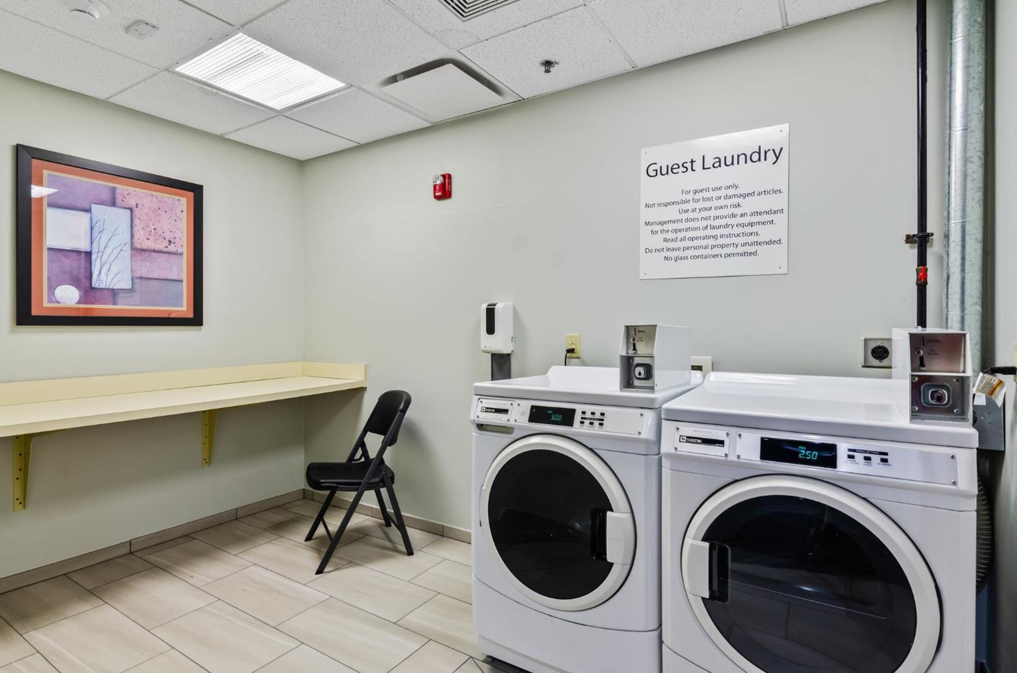 Holiday Inn Express & Suites Wytheville By Ihg Eksteriør billede